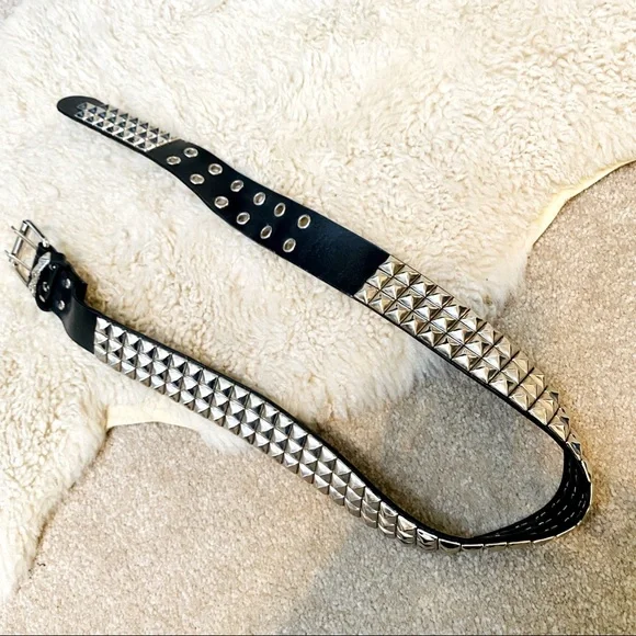 Hot Topic | Accessories | Faux Black Leather Studded Punk  display picture 2